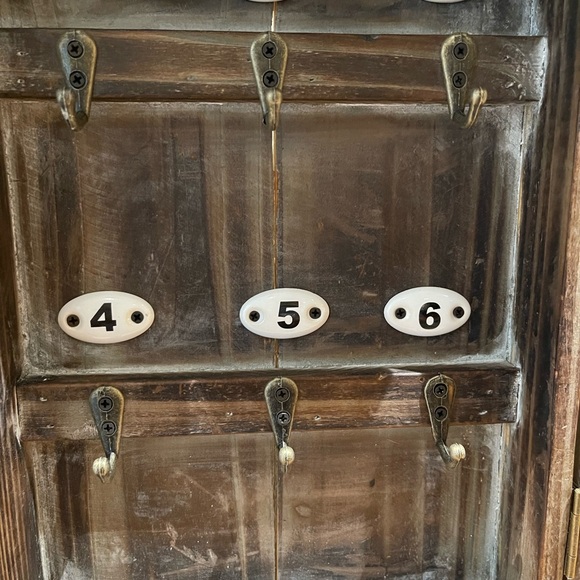 Vintage Wooden Key Cabinet with Hooks - Picture 8 of 9